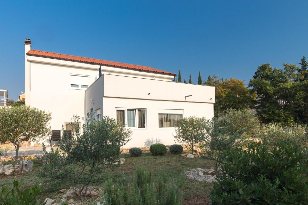Apartment Dajana Pinezići Exterior foto